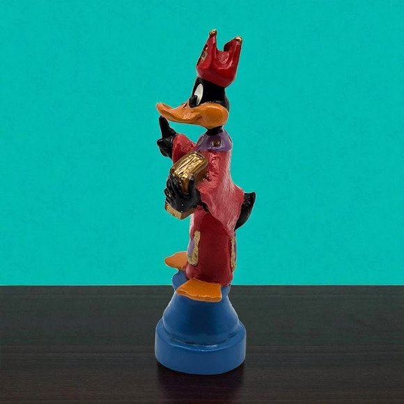 Rare Looney Tunes 1989 Warner Bros Saratoga Mint Daffy Duck Bishop Chess Piece - Picture 4 of 11